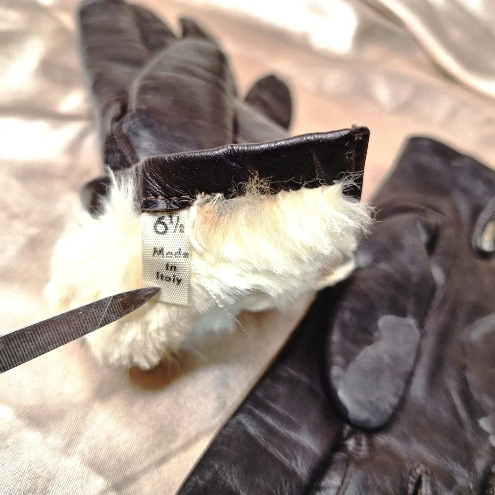 Warm Women's Black Leather Gloves with faux fur lining size 6-1/2 Made in Italy‎